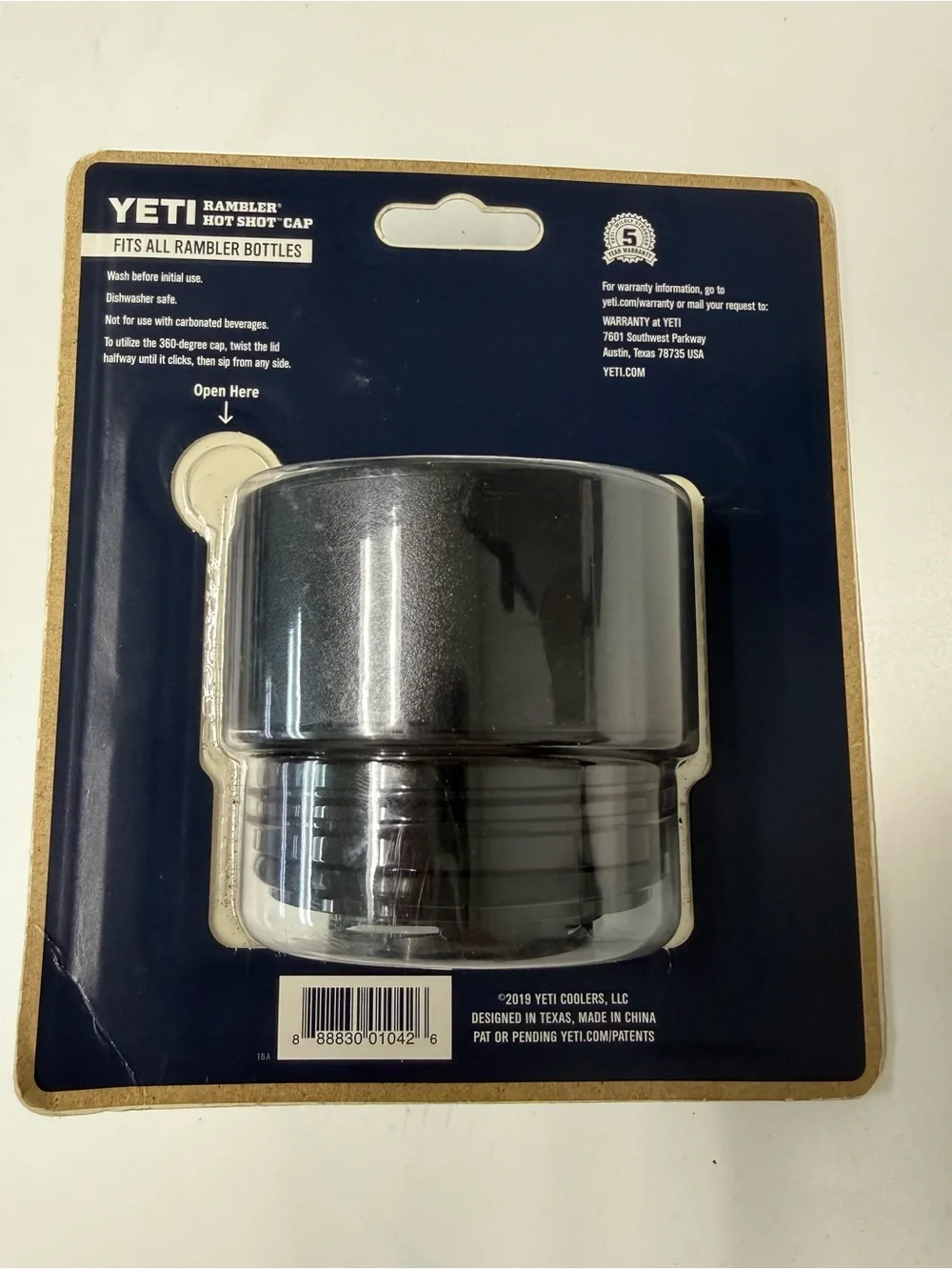 NEW YETI Rambler Bottle Hot Shot Cap